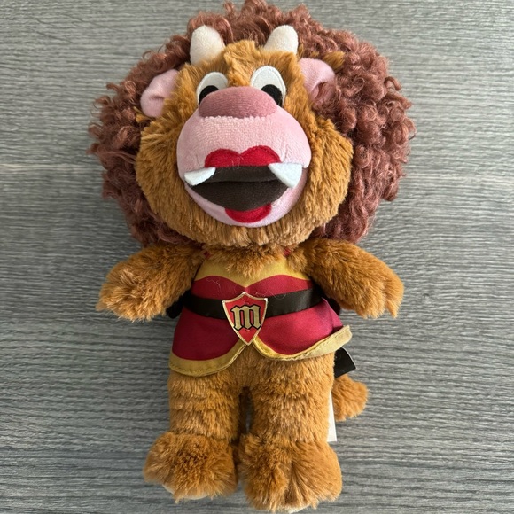 Disney Pixar Onward Manticore Mascot Plush 11”’ stuffed animal - Picture 3 of 9